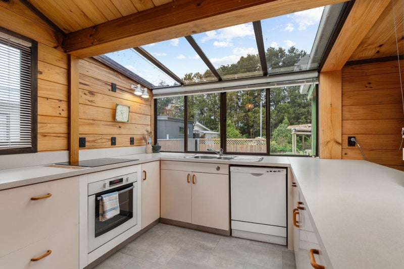 19 Deller Drive, Carterton - Carousel 2