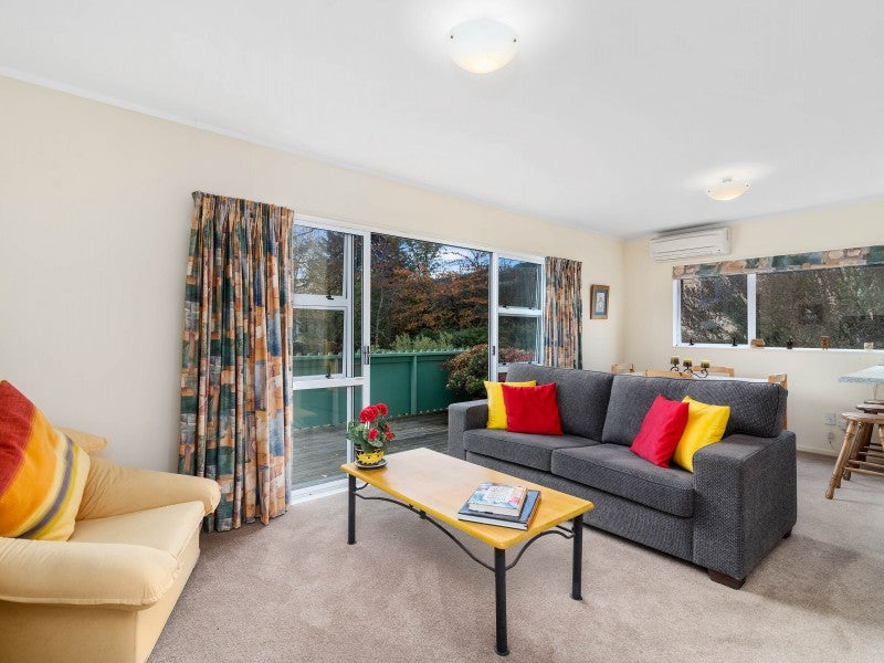 9 Tohe Cul, Kinloch, Taupō - Carousel 2