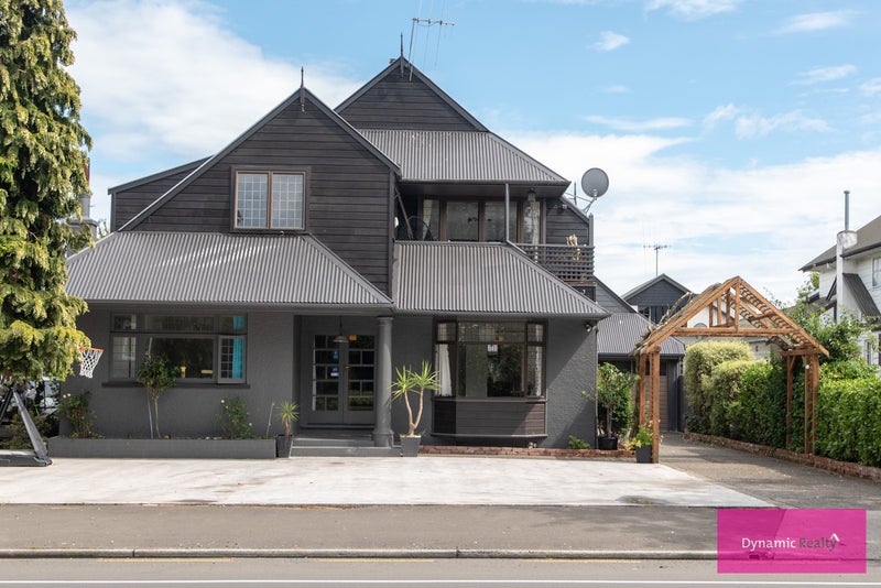 73 Park Road, West End, Palmerston North - Carousel 1