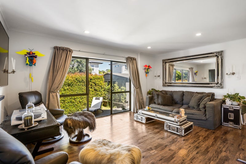 39A Bannerman Road, Morningside, Auckland - Carousel 2