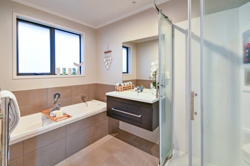 3 Canmore Street, Pokeno - Carousel 16