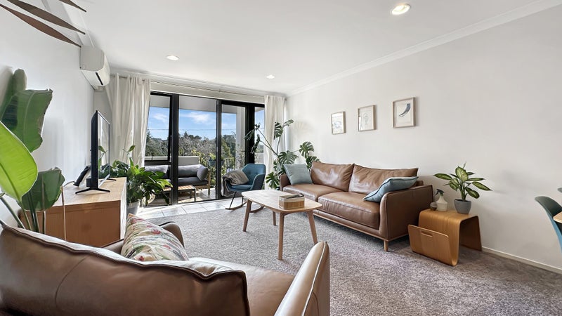 17/8 Monte Cassino Place, Birkdale, Auckland - Carousel 2