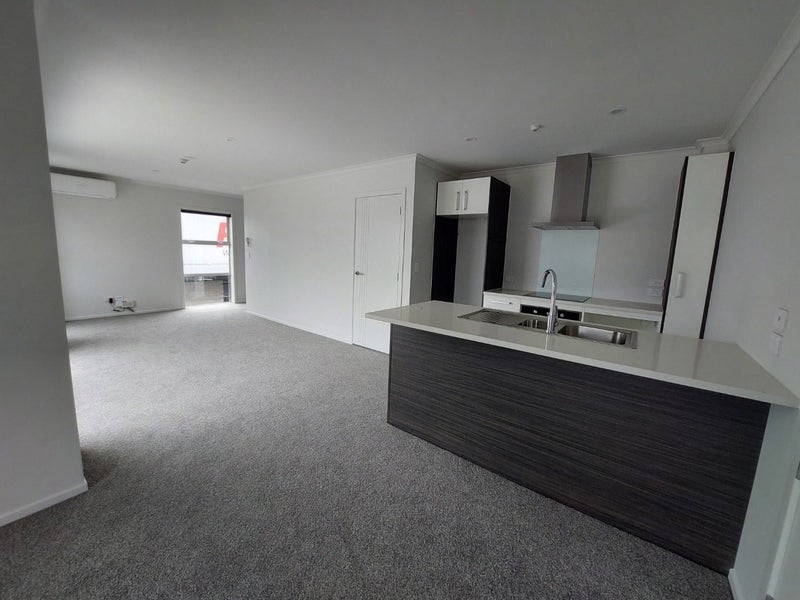 116/124 Commerce Street, Frankton, Hamilton - Carousel 2