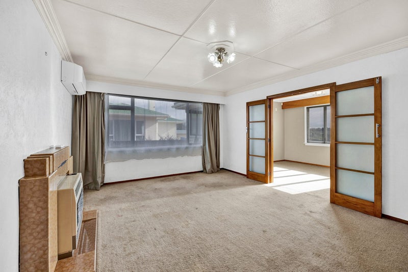 6 Glasgow Street, Hawera - Carousel 2