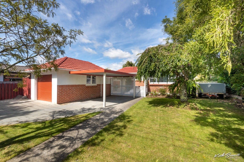 10 Totara Street, Trentham, Upper Hutt - Carousel 1