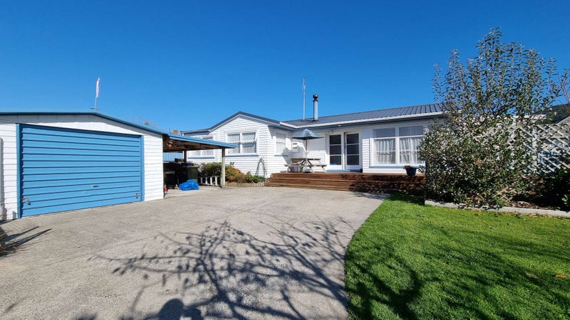 32 Neil Road, Fairy Springs, Rotorua - Carousel 1