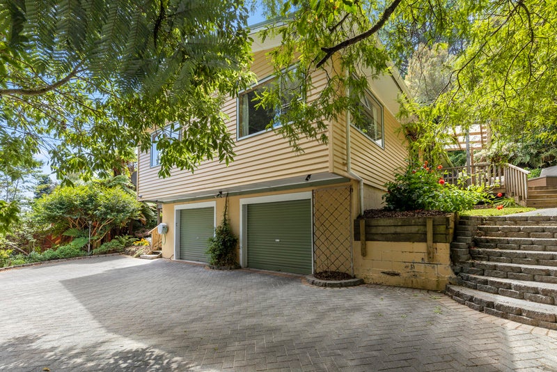 11 Rakau Grove, Stokes Valley, Lower Hutt - Carousel 2