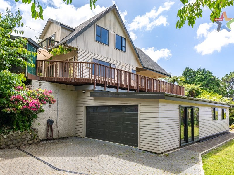 168 Miromiro Road, Normandale, Lower Hutt - Carousel 1