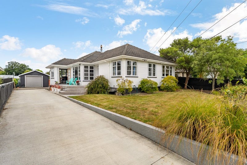 9 Raukawa Grove, Trentham, Upper Hutt - Carousel 2