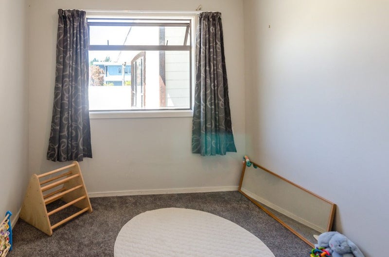 22 Batten Grove, The Pines Beach, The Pines Beach - Carousel 22