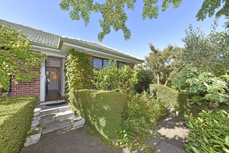 1/183 Wairakei Road, Bryndwr, Christchurch - Carousel 1