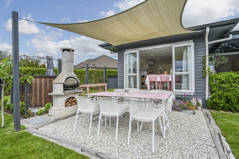 805 Maitland Crescent, Mayfair, Hastings - Carousel 2