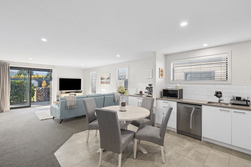 9 Mount Creighton Crescent, Wanaka - Carousel 2