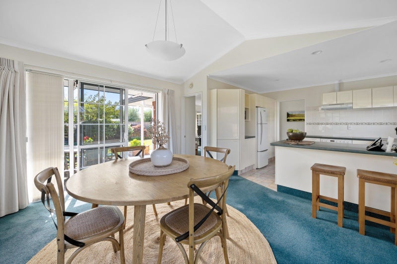3 Claridge Place, Taradale, Napier - Carousel 2