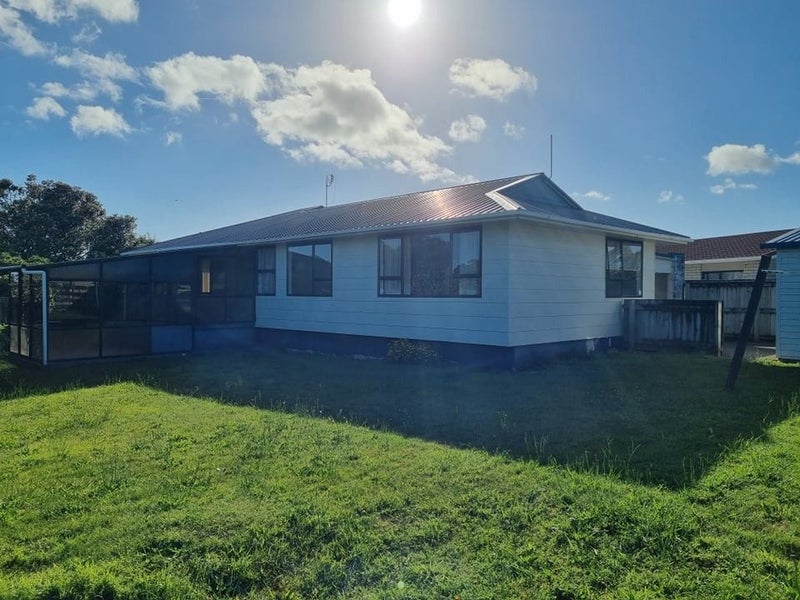 67 Sunnyvale Street, Bell Block, New Plymouth - Carousel 2