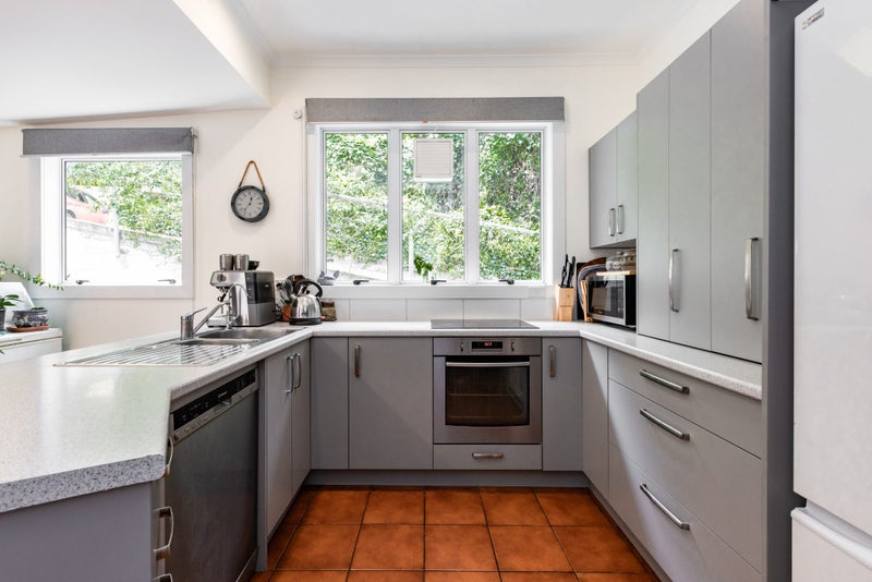 4A France Road, Bluff Hill, Napier - Carousel 2