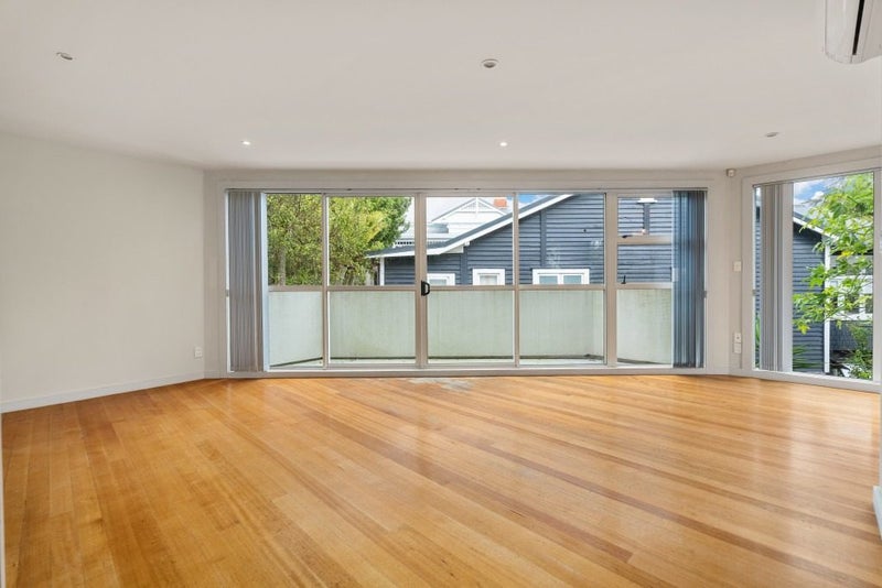 3/8 Sarsfield Street, Herne Bay, Auckland - Carousel 2