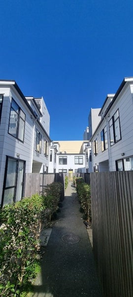 10/5 Ebor Street, Te Aro, Wellington - Carousel 12