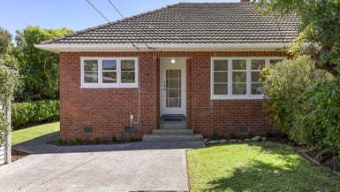 34 Bankot Crescent, Ngaio, Wellington - Carousel 1