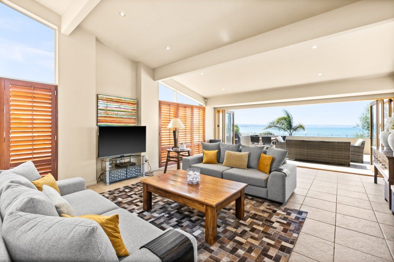 7 Nott Street, Westshore, Napier - Carousel 1