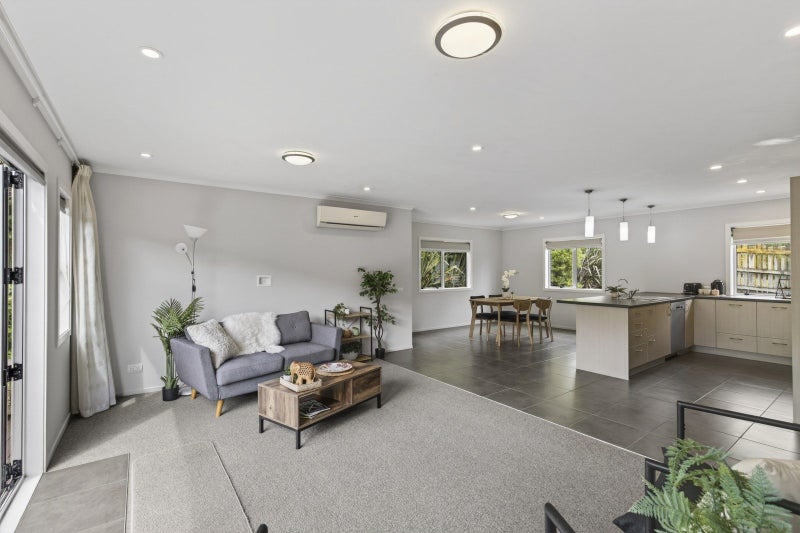 2 John Mana Way, Marfell, New Plymouth - Carousel 2