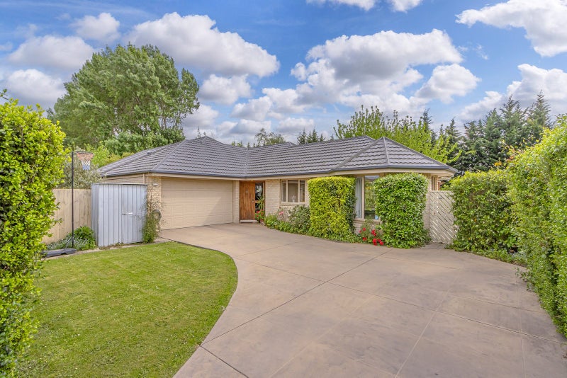 18 Elmslie Grove, Halswell, Christchurch - Carousel 24