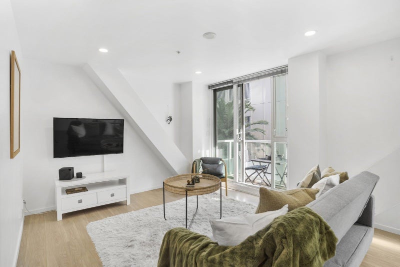 406/85 Beach Road, Auckland Central, Auckland - Carousel 1