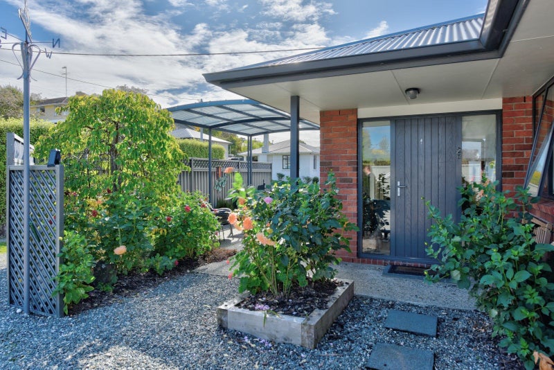 2C Wolsley Street, Gore, Gore - Carousel 1