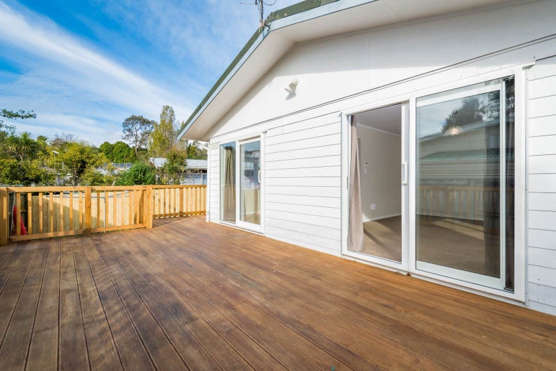 1/62 Glenvar Road, Torbay, Auckland - Carousel 14