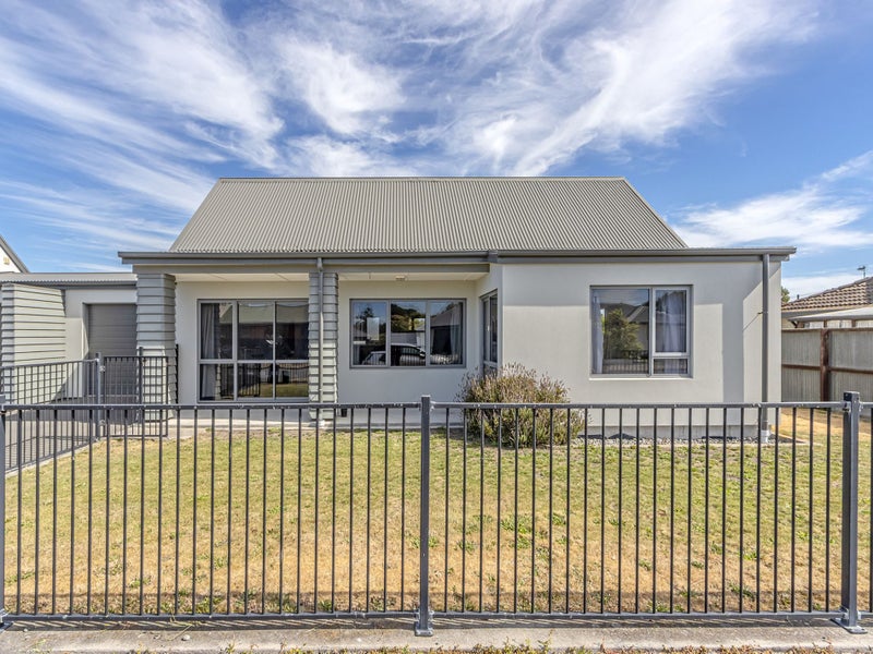 2/49 Castletown Place, New Brighton, Christchurch - Carousel 1