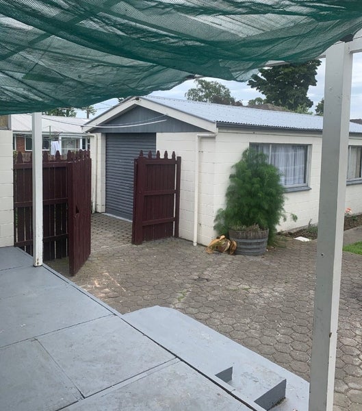 3 Milnebank Street, Upper Riccarton, Christchurch - Carousel 16