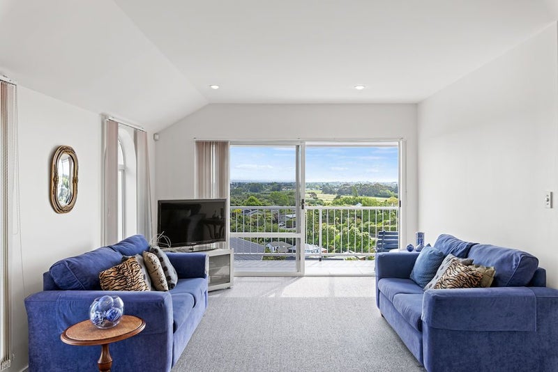 11 Uldale Place, Westmorland, Christchurch - Carousel 2