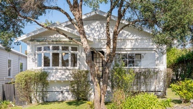 41 Baildon Road , Grey Lynn, Auckland - Carousel 1