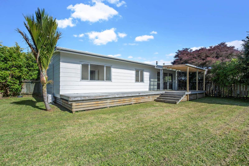 20 Taranui Place, Henderson, Auckland - Carousel 2