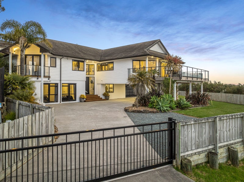 5 Ti Tree Lane, Stanmore Bay, Whangaparaoa - Carousel 1