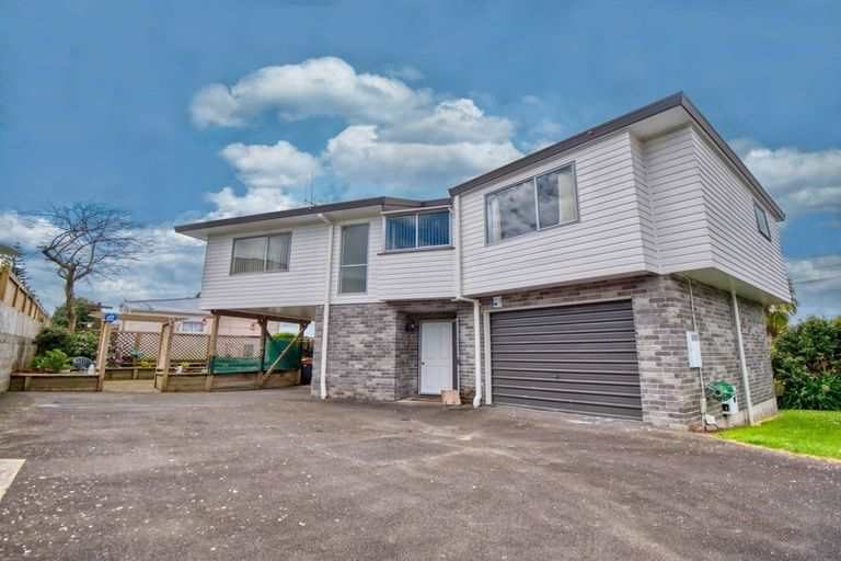23B Chadwick Road, Greerton, Tauranga - Carousel 1