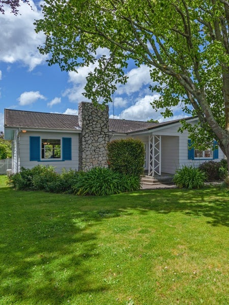 33 Lincoln Terrace, Hokowhitu, Palmerston North - Carousel 22