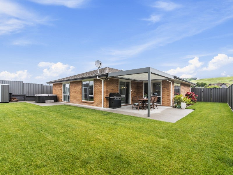 5 Hamon Place, Pukehangi, Rotorua - Carousel 1