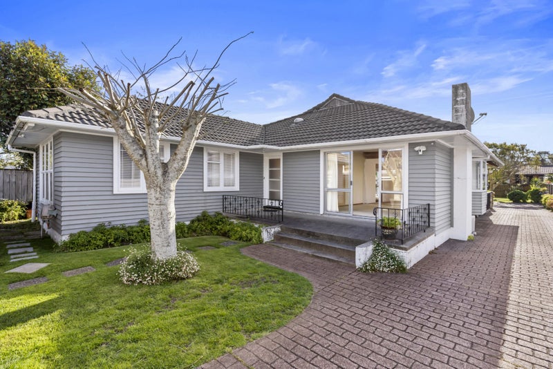 1/137 Pah Road, Royal Oak, Auckland - Carousel 1