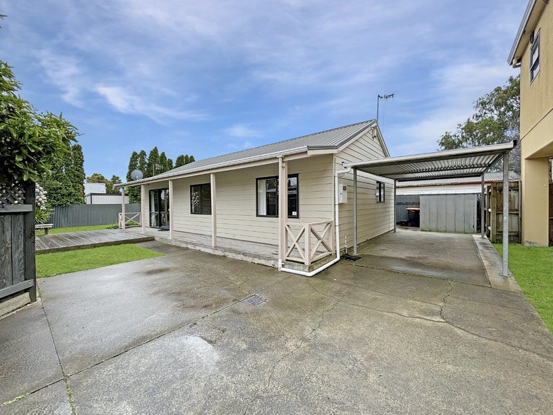 33 Ruahine Street, Roslyn, Palmerston North - Carousel 1