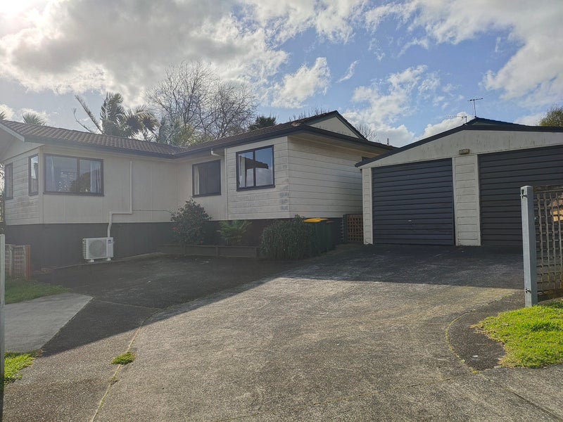 165 Bradbury Road, Botany Downs, Auckland - Carousel 1