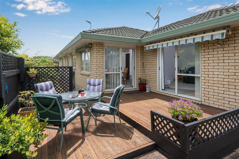 4/21 Mission View Drive, Northpark, Auckland - Carousel 1
