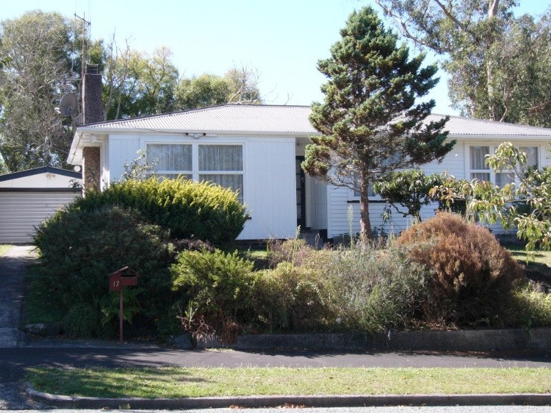 17 Cleveland Street, Bader, Hamilton - Carousel 1