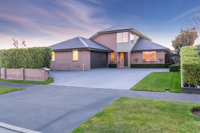 32 Date Crescent, Aidanfield, Christchurch - Carousel 24