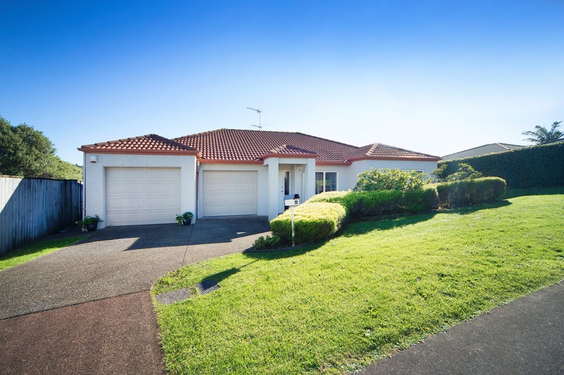 11 Meridian Court, Oteha, Auckland - Carousel 1