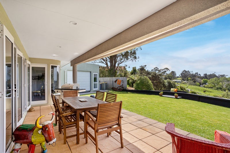 62 Christian Road, Swanson, Auckland - Carousel 26