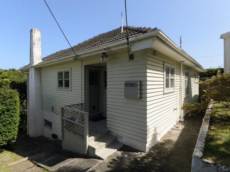 158 Totara Road, Miramar, Wellington - Carousel 2
