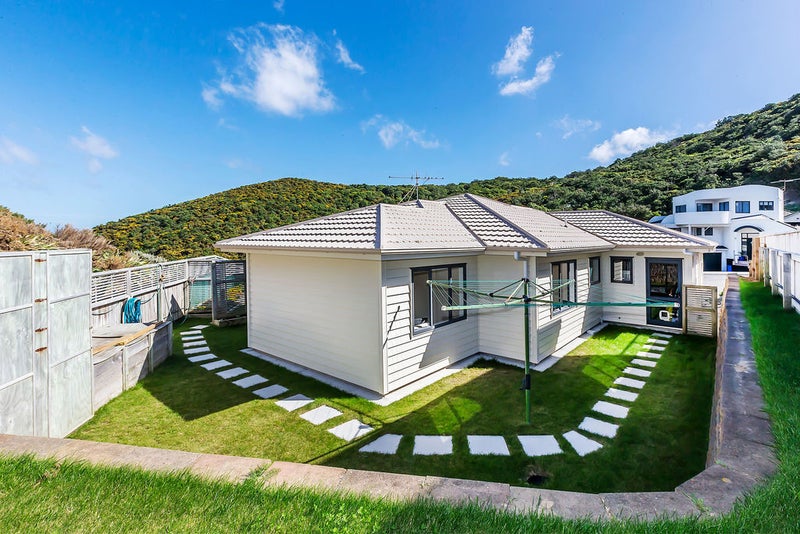 51 Bowes Crescent, Strathmore Park, Wellington - Carousel 1