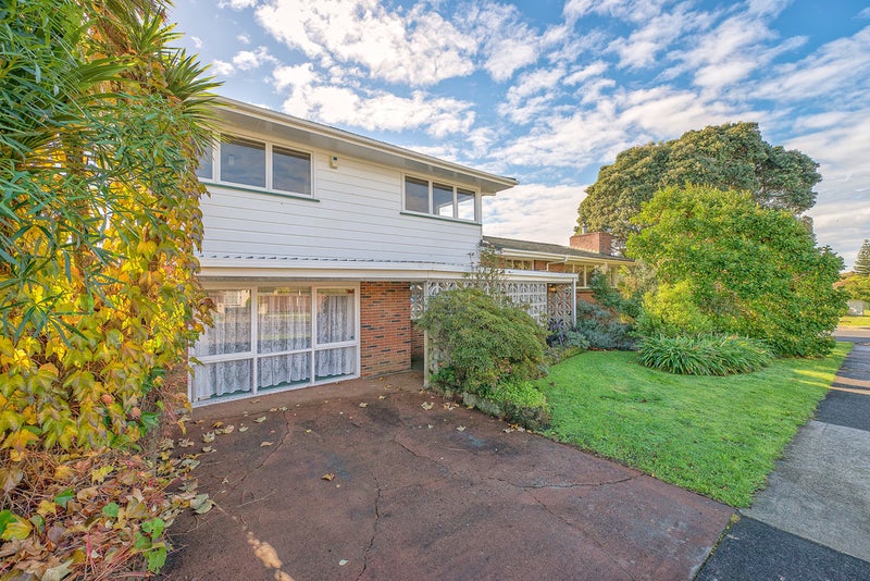 101 David Avenue, Hillpark, Auckland - Carousel 2