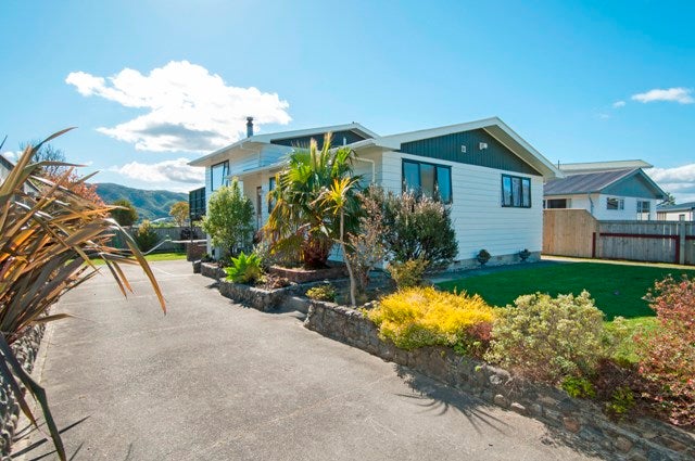 22 Robson Street, Stokes Valley, Lower Hutt - Carousel 18